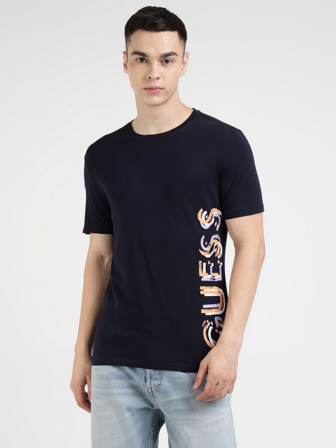 

GUESS Men Typography Printed Applique Slim Fit T-shirt, Blue