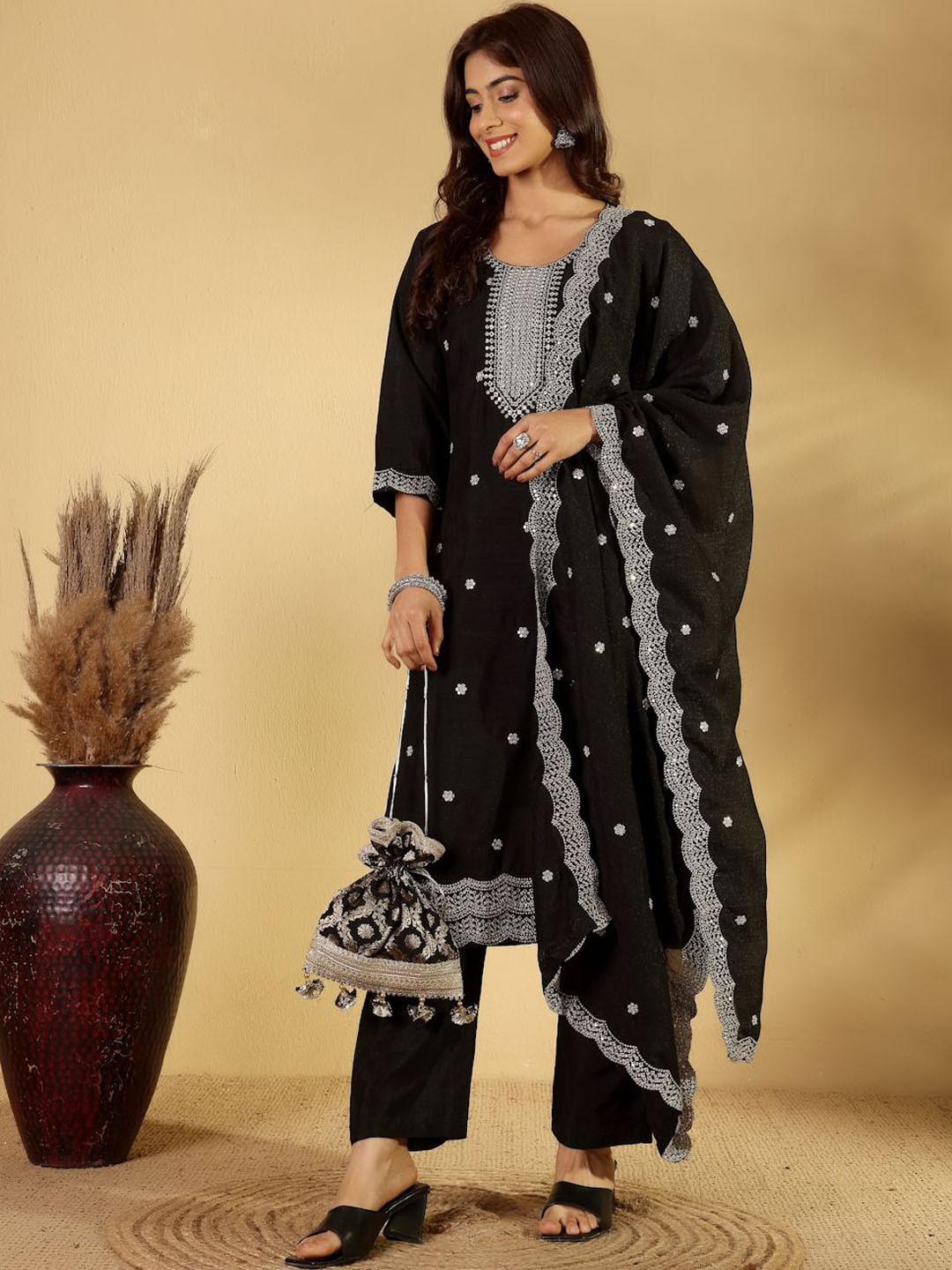 

House of Pataudi Floral Embroidered Pure Silk Straight Kurta With Trousers & Dupatta, Black