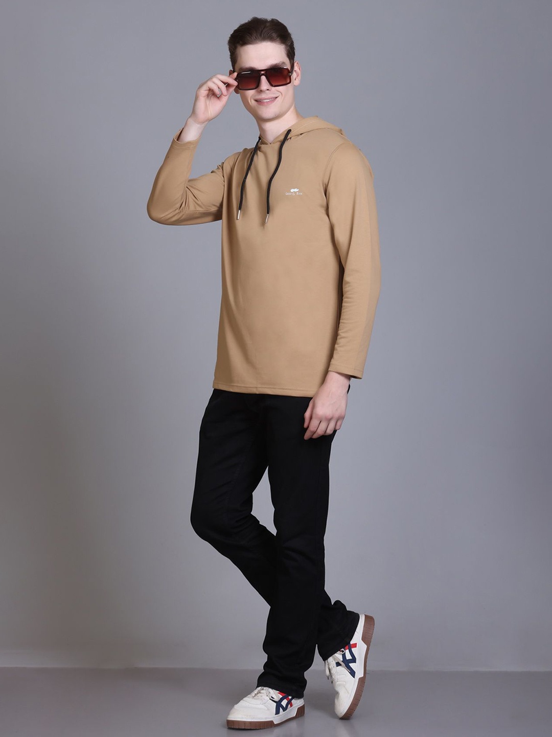 

LEAD & RIDE Men Sweatshirt, Beige