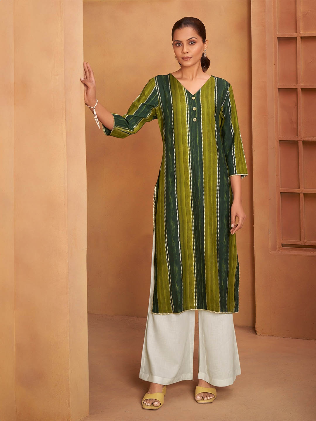 

Anouk Striped V-Neck Straight Kurta, Olive