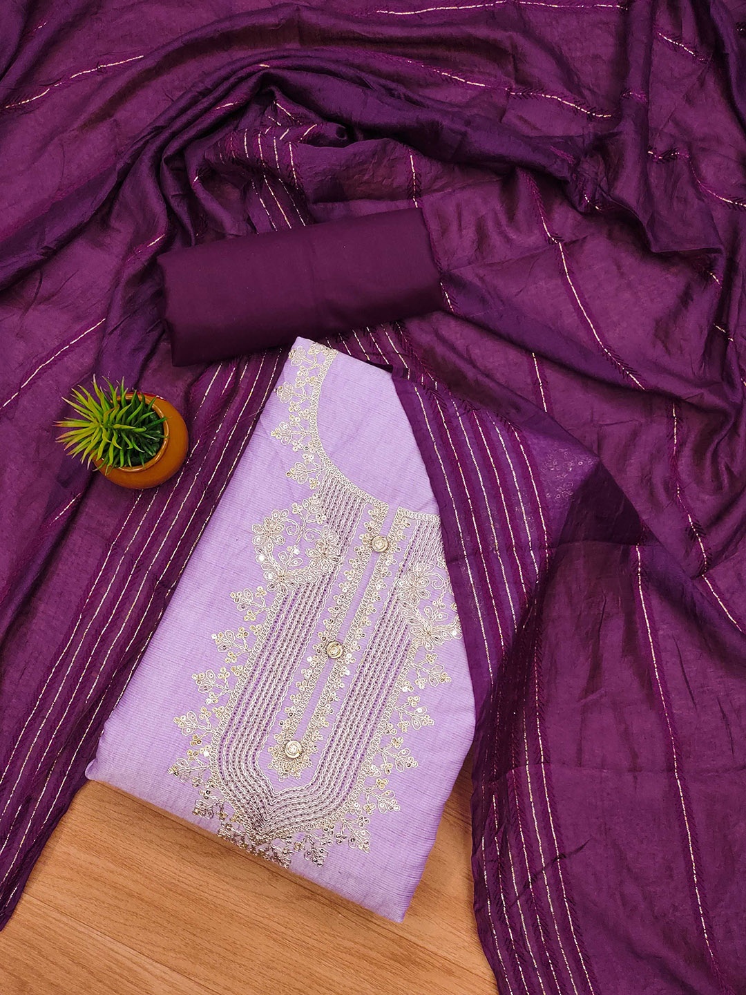 

SAINOOR Embroidered Viscose Rayon Unstitched Dress Material, Lavender