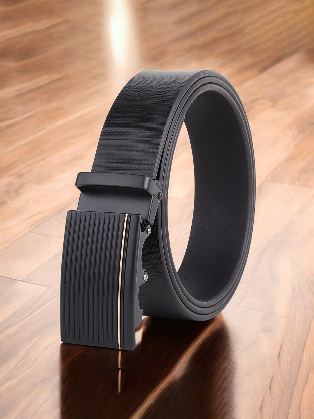 

Metronaut Men Textured Leather Formal Belt, Black