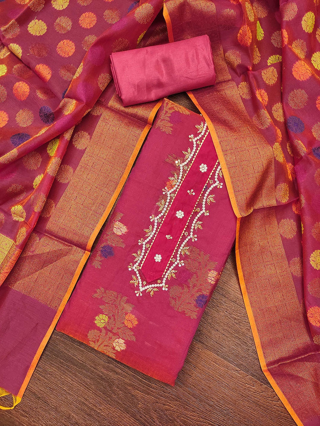 

SAINOOR Floral Woven Design Zari Banarasi Unstitched Dress Material, Pink