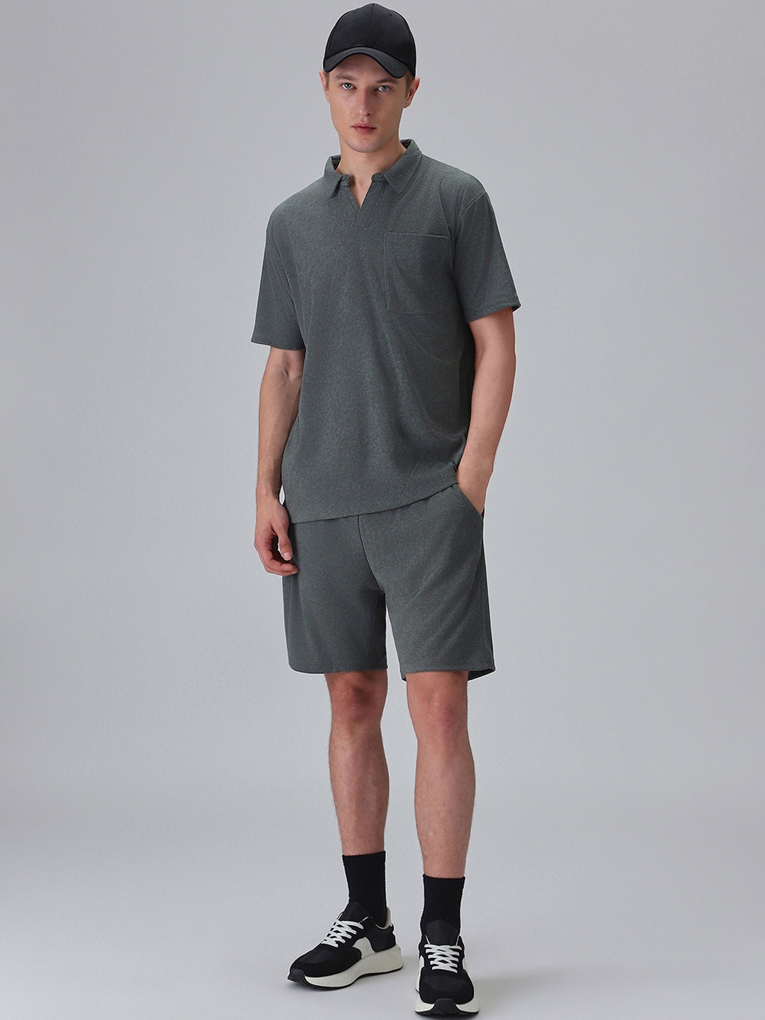 

Banana Club Knitted T-Shirt & Shorts Co-Ords, Grey