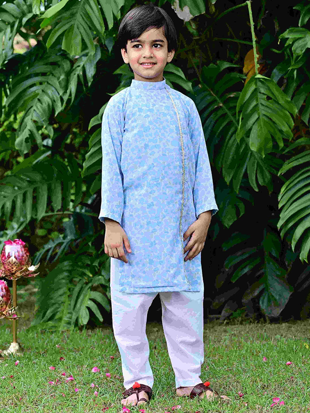 

EthIndia Boys Floral Printed Straight Kurta With Pyjama, Blue
