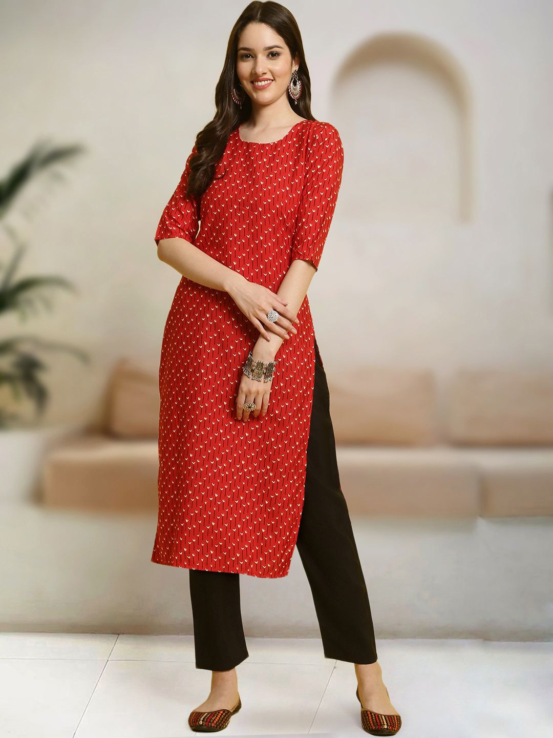 

Moda Rapido Ethnic Motifs Printed Round Neck Straight Kurta With Trousers, Red