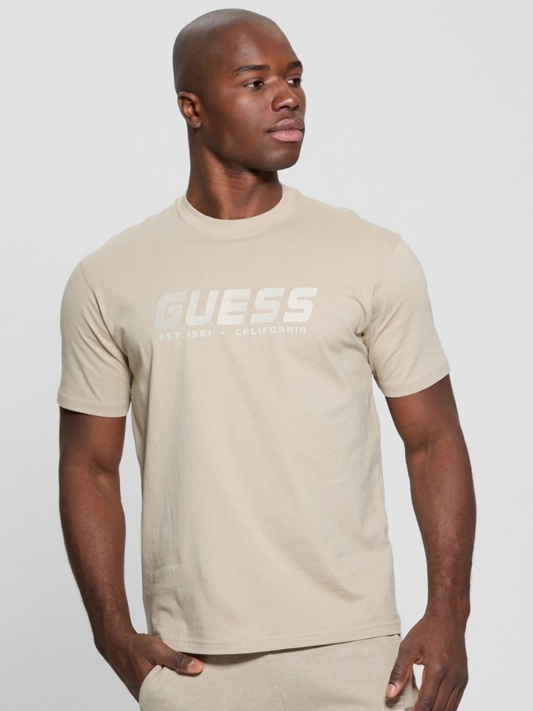

GUESS Men Typography Printed Round Neck Cotton T-shirt, Beige