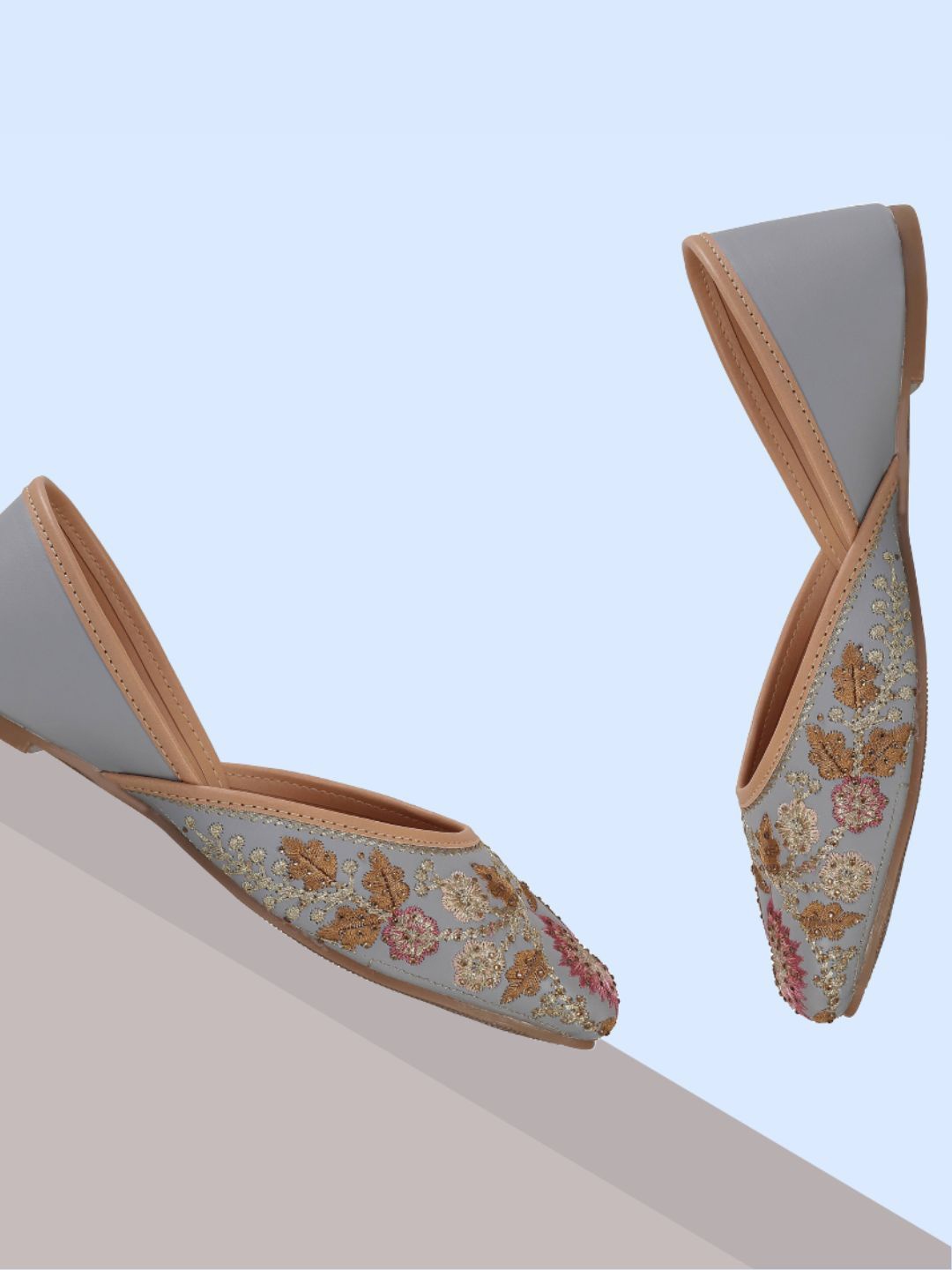 

CATBIRD Women Ethnic Mojaris with Embroidered Flats, Grey