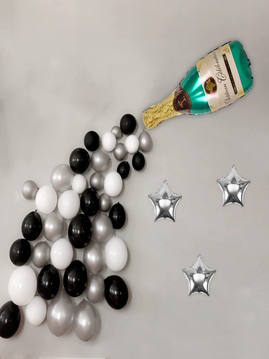 

Special You 51Pcs Black & White Festive Decor