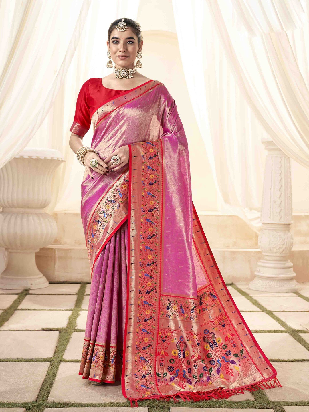

Blissta Woven Design Zari Silk Blend Handloom Paithani Saree, Pink