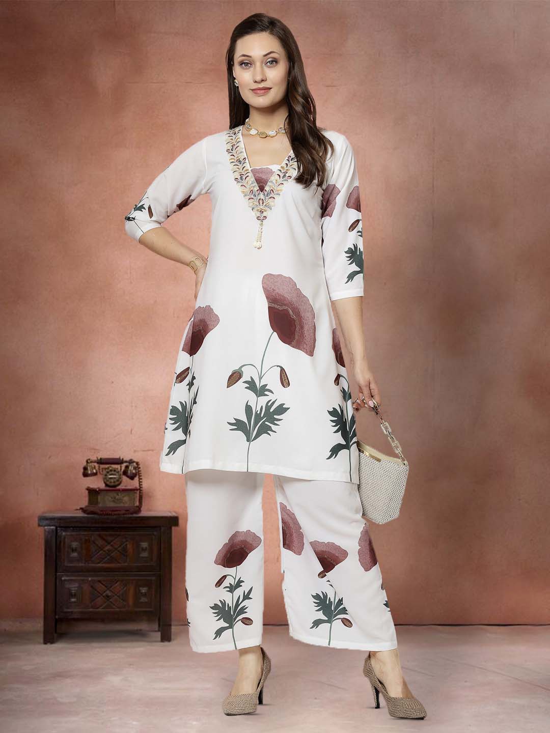 

Moda Rapido Floral Printed V Neck Tunic With Palazzos Co-Ords, Off white