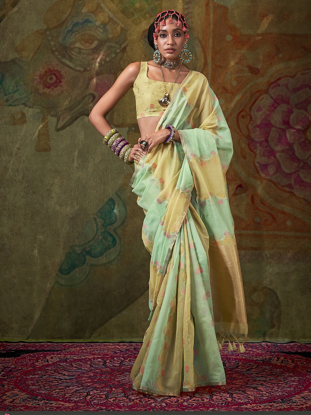 

elora Woven Design Zari Silk Blend Banarasi Saree, Beige