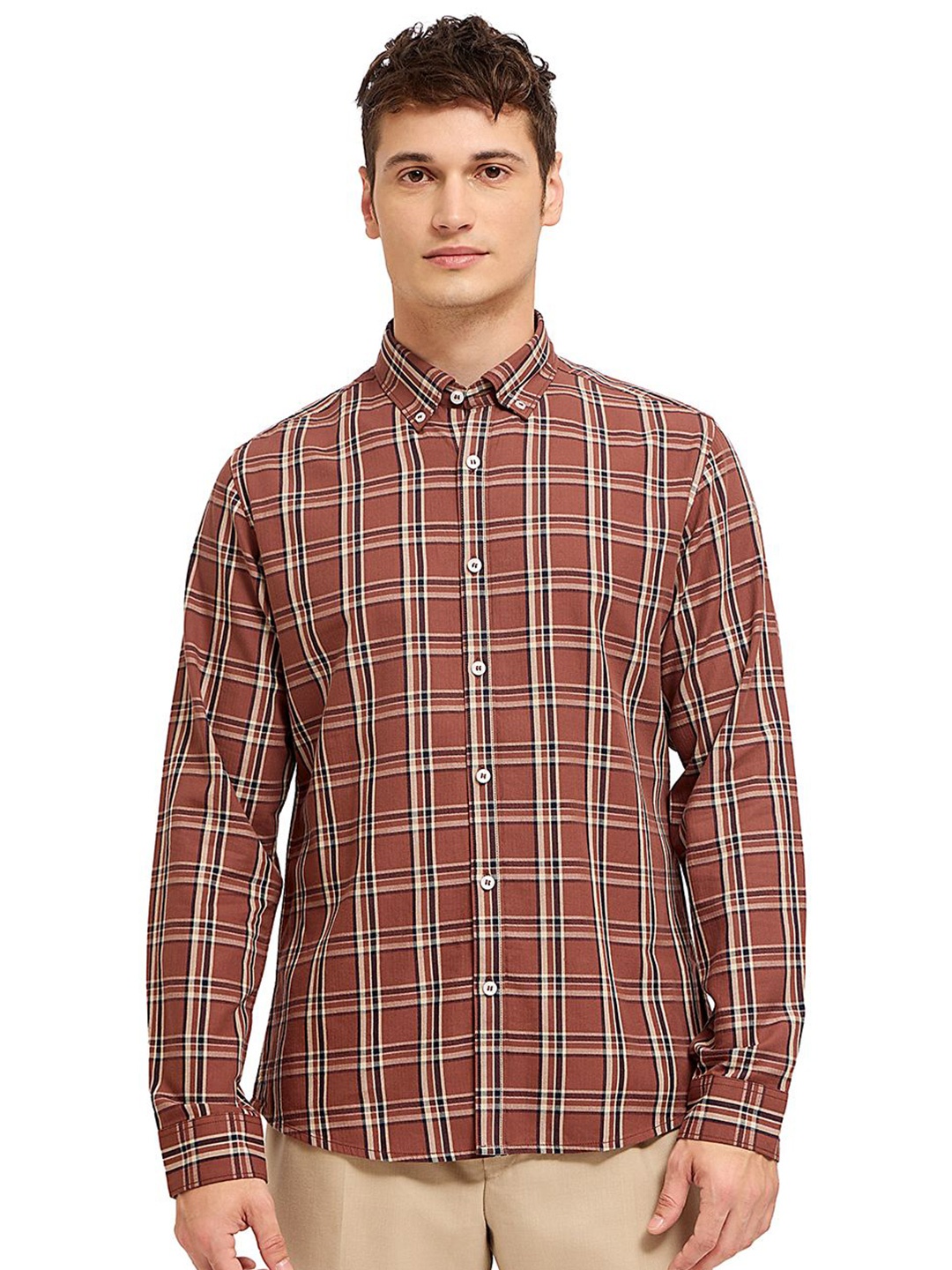 

Mast & Harbour Men Comfort Opaque Checked Casual Shirt, Burgundy