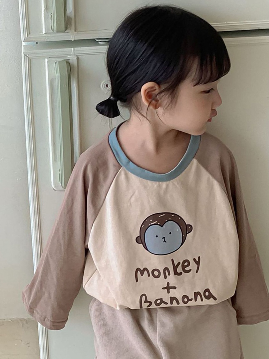 

LULU & SKY Girls Graphic Printed Round Neck Cotton Relaxed Fit T-shirt, Brown