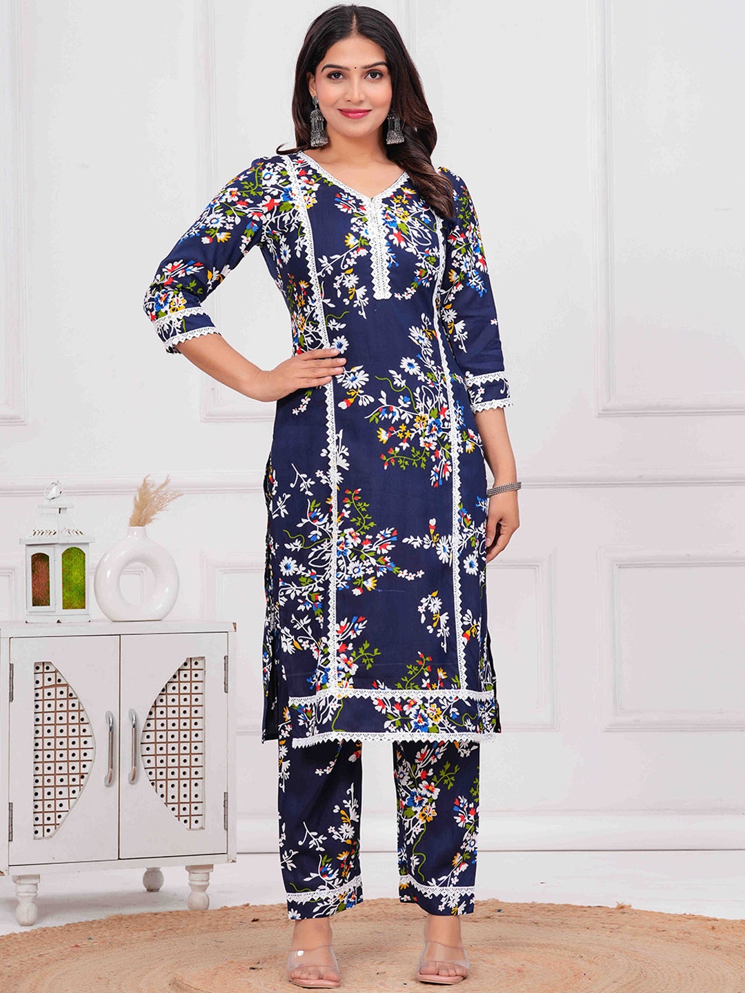 

Aktasa Floral Printed V-Neck Straight Kurta With Trousers, Navy blue
