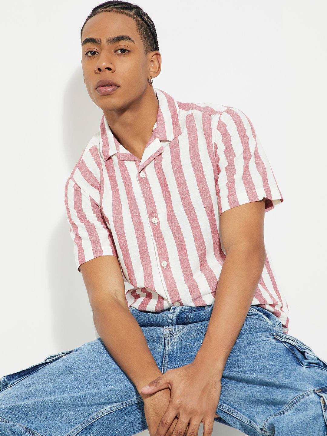 

max Men Opaque Striped Casual Shirt, Red