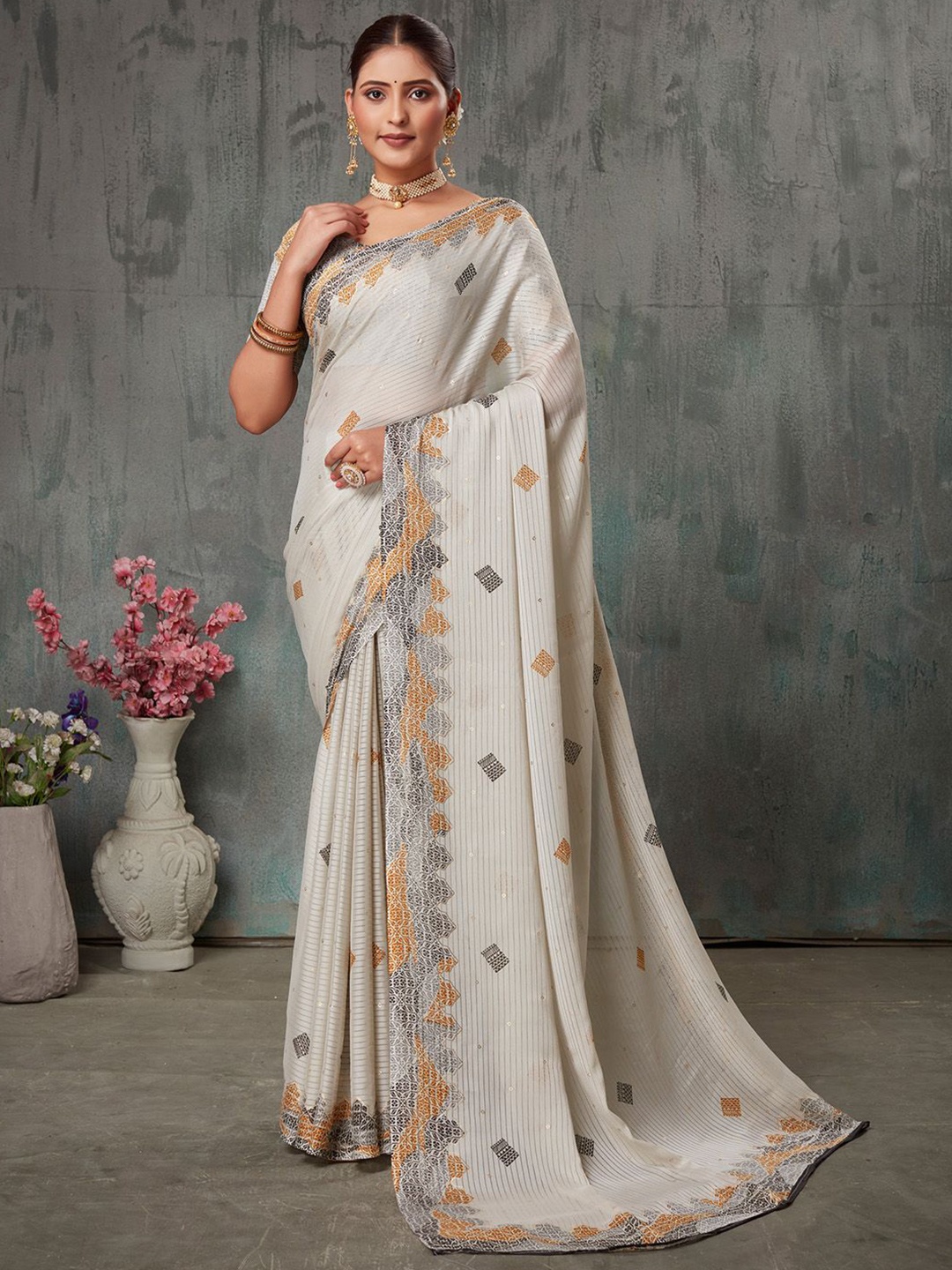 

Mitera Striped Poly Chiffon Block Print Saree, Off white