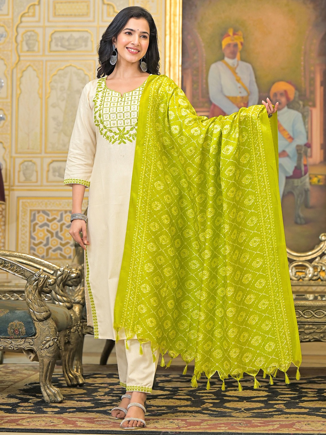 

The Hope Embroidered Pure Cotton Straight Kurta & Trouser With Dupatta, Green