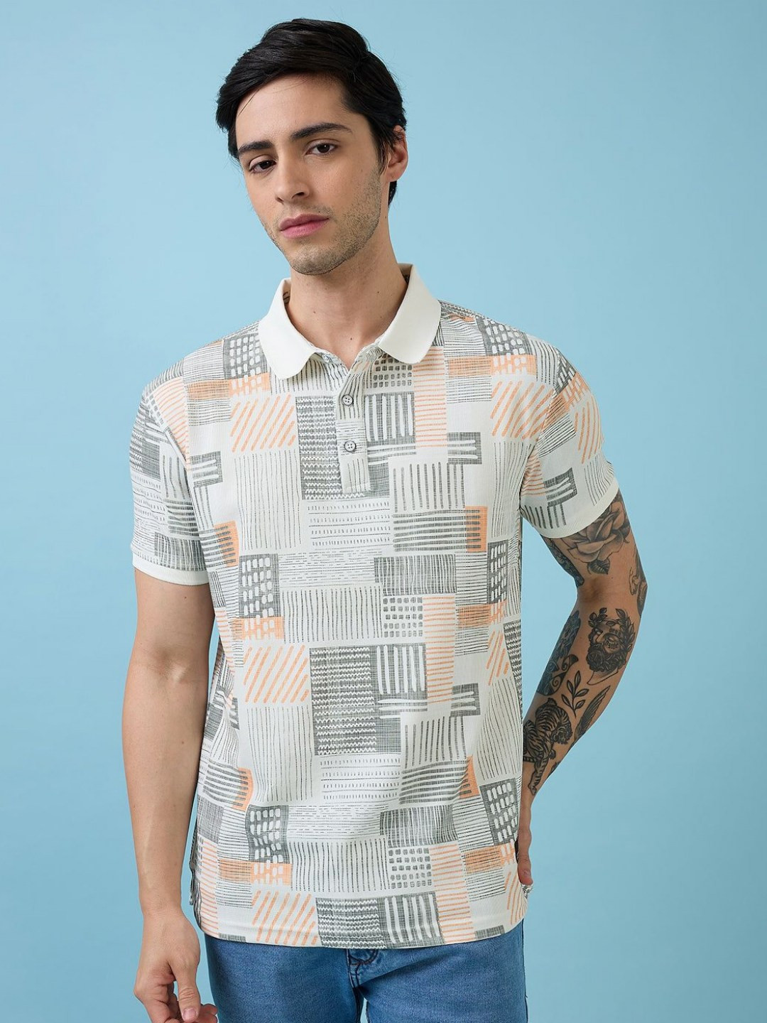 

Status Quo Men Geometric Printed Polo Collar Regular Fit T-shirt, White