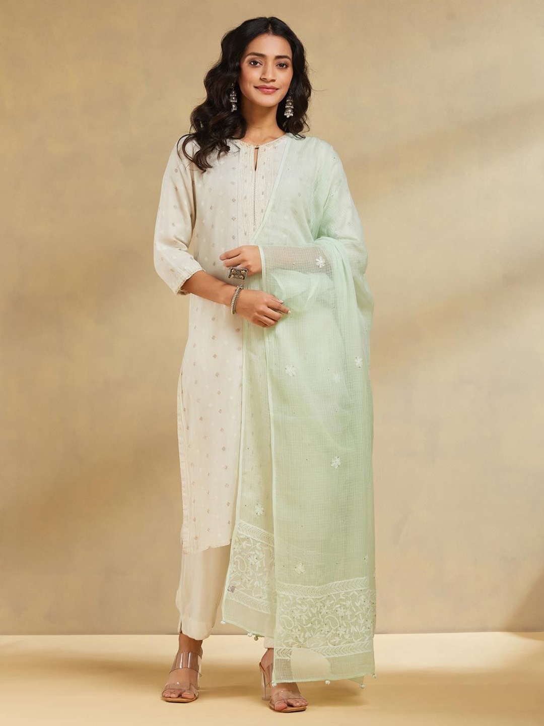 

Fabindia Floral Embroidered Cotton Silk Dupatta With Chikankari, Green