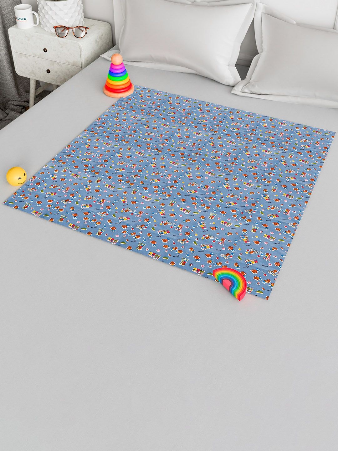 

Kuber Industries Blue & Red Printed Reversible Mattress Protector