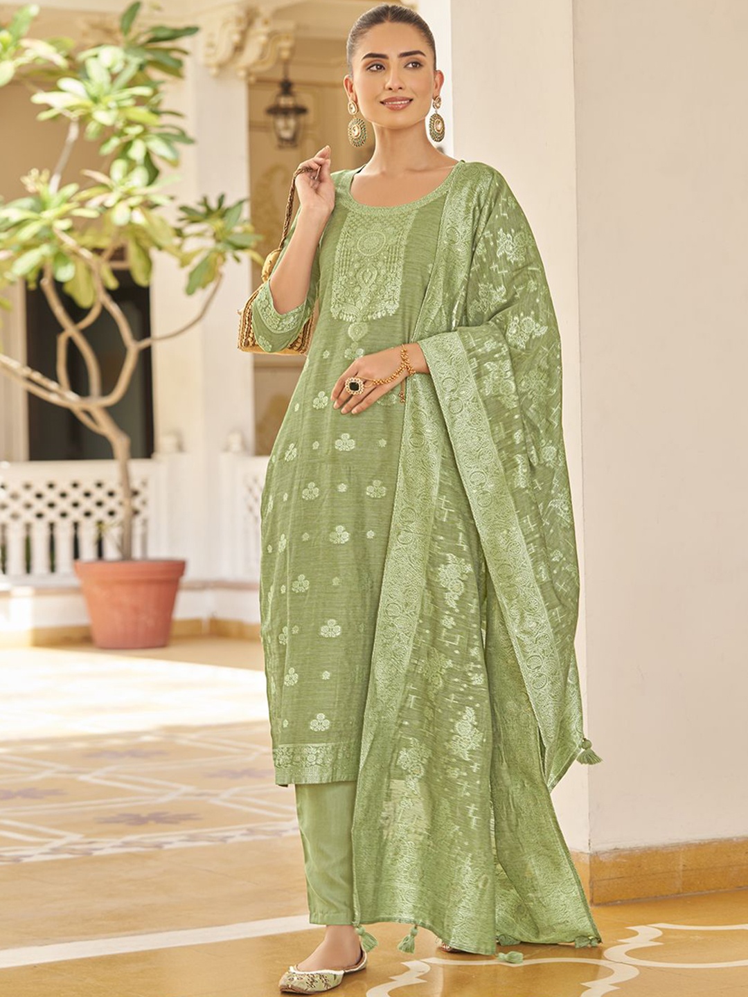 

KALINI Women Floral Regular Kurta with Trousers & With Dupatta, Green