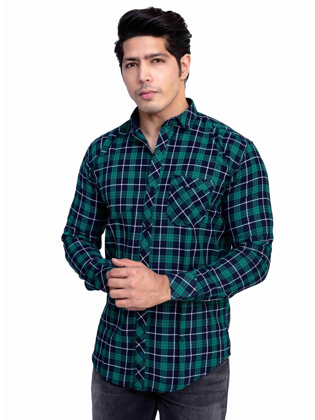 

INDIAN THREADS Men Slim Fit Tartan Checks Opaque Checked Casual Shirt, Green
