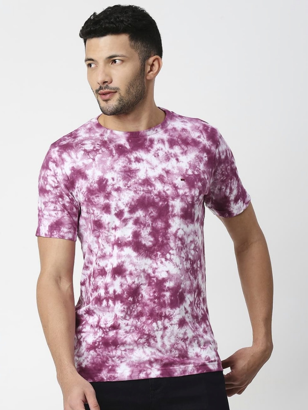 

Basics Men Floral Extended Sleeves Slim Fit T-shirt, Purple