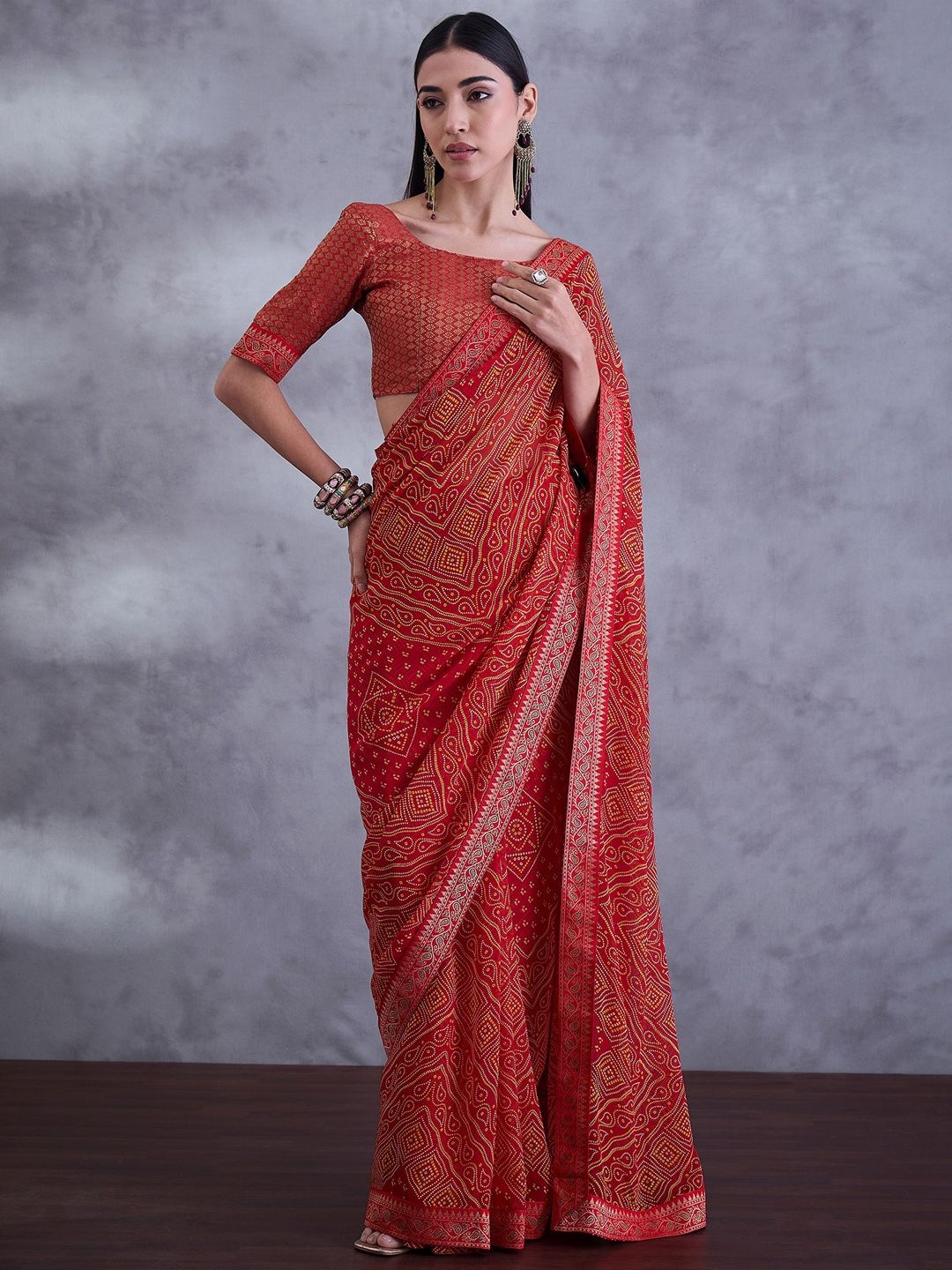 

Mitera Bandhani Pure Georgette Bandhani Saree, Red