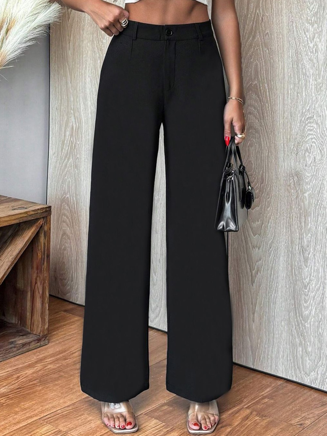 

KERI PERRY Women Relaxed Straight Leg High-Rise Regular Fit Trouser, Black