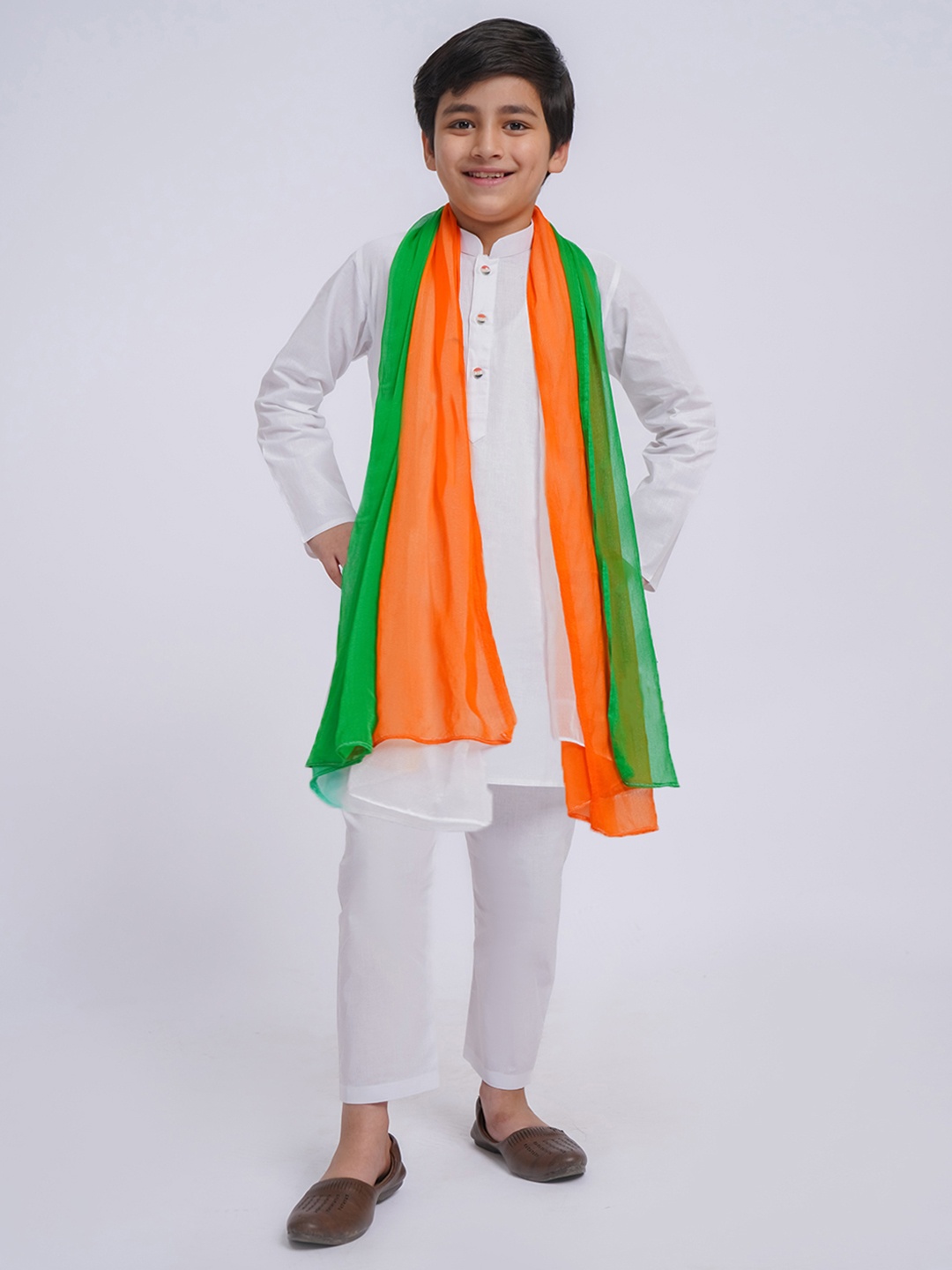 

VASTRAMAY Boys Mandarin Collar Pure Cotton Kurta With Pyjama & Dupatta, White