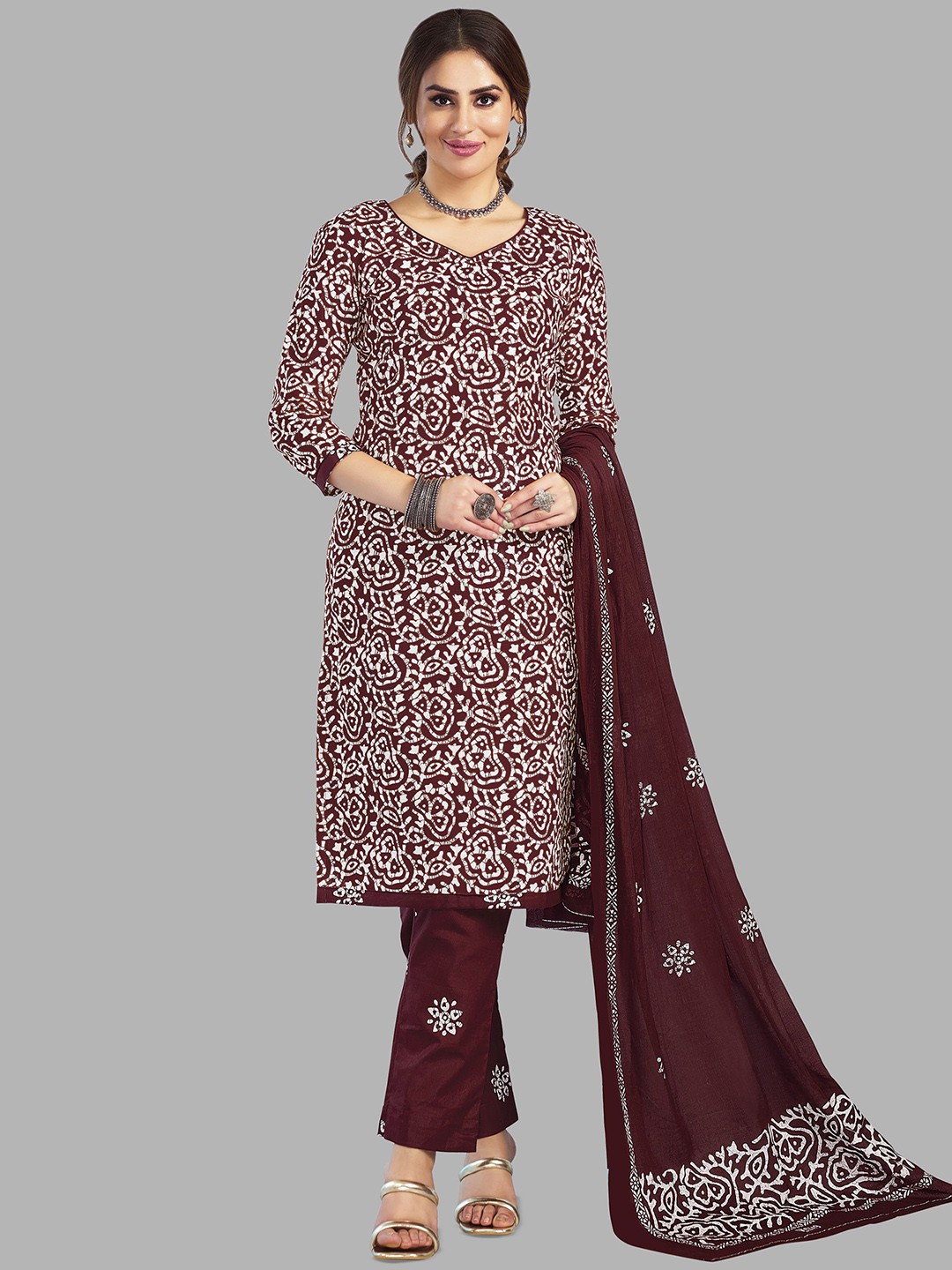 

Simmu Floral Printed Sweetheart Neck Pure Cotton Kurta With Churidar & Dupatta, Maroon