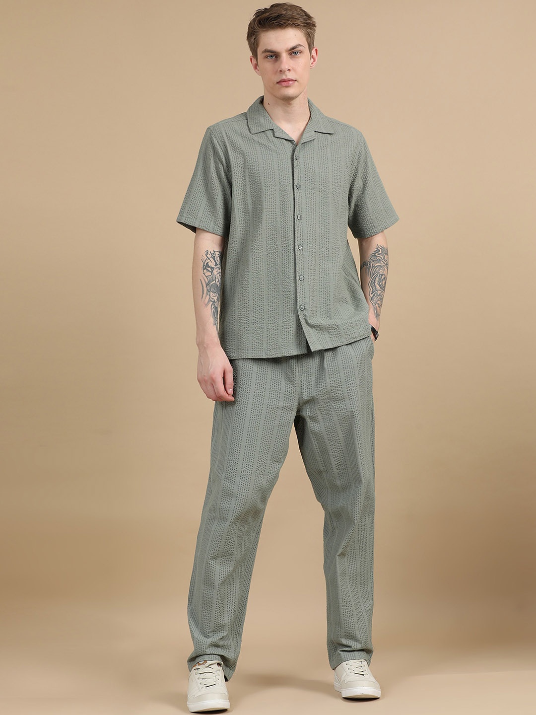 

StitchX Men Textured Cotton Seersucker Resort Shirt & Trouser Co Ord Set, Green