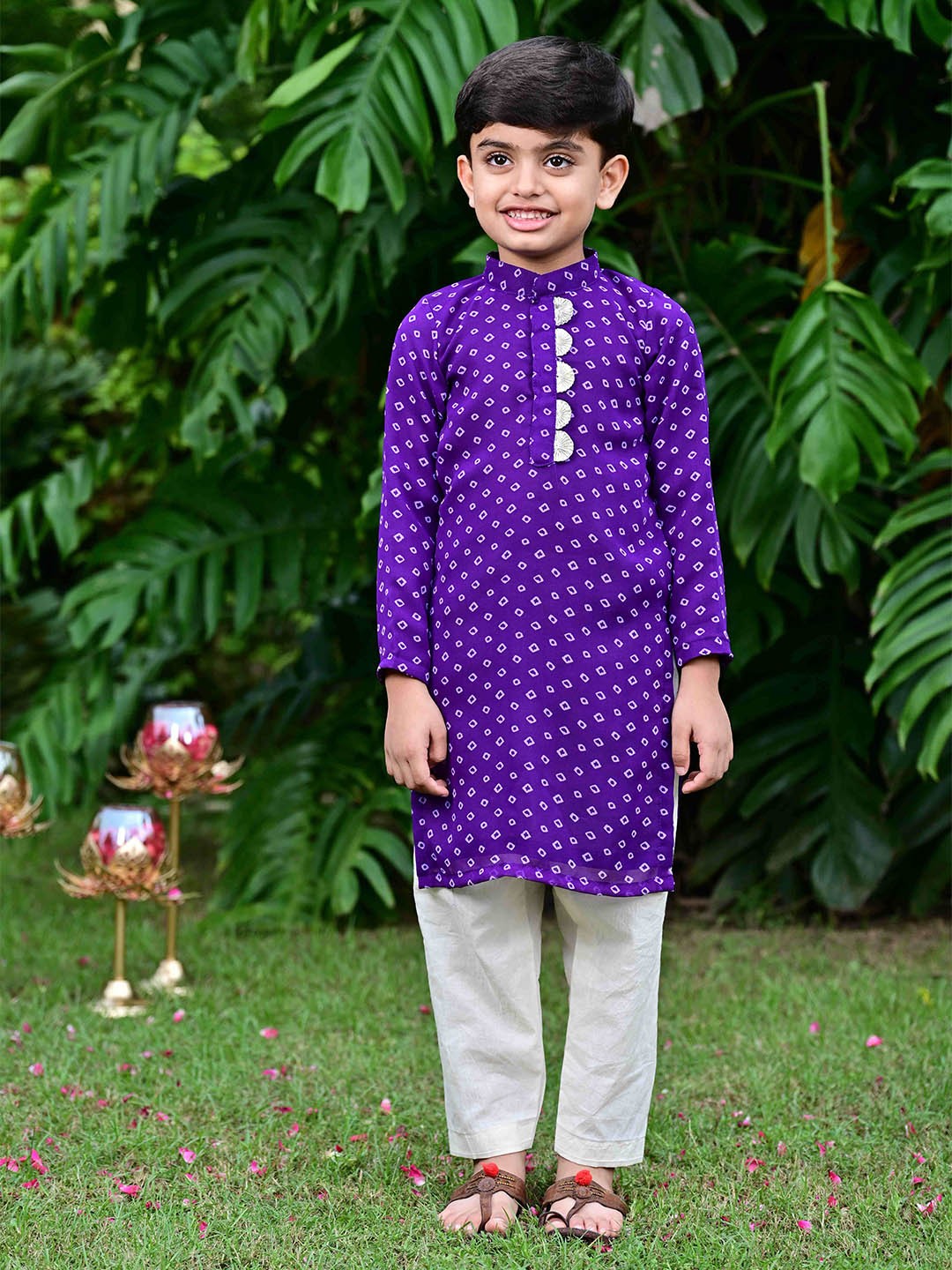 

EthIndia Boys Bandhani Printed Straight Kurta With Pyjama, Purple