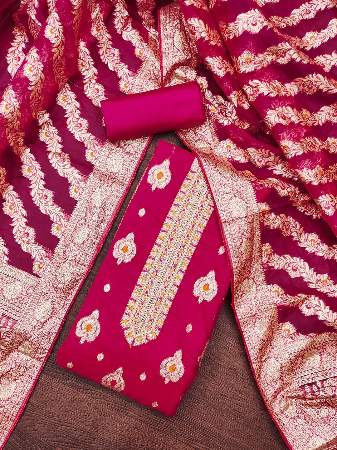 

SAINOOR Floral Woven Design Organza Banarasi Unstitched Dress Material, Pink