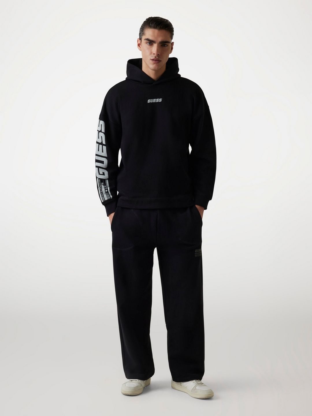 

GUESS Men Printed Hooded Sweatshirt, Black