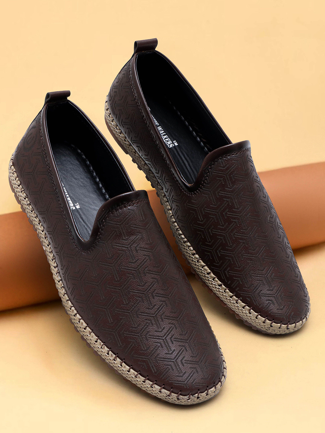 

WHITE WALKERS Men Loafers, Brown