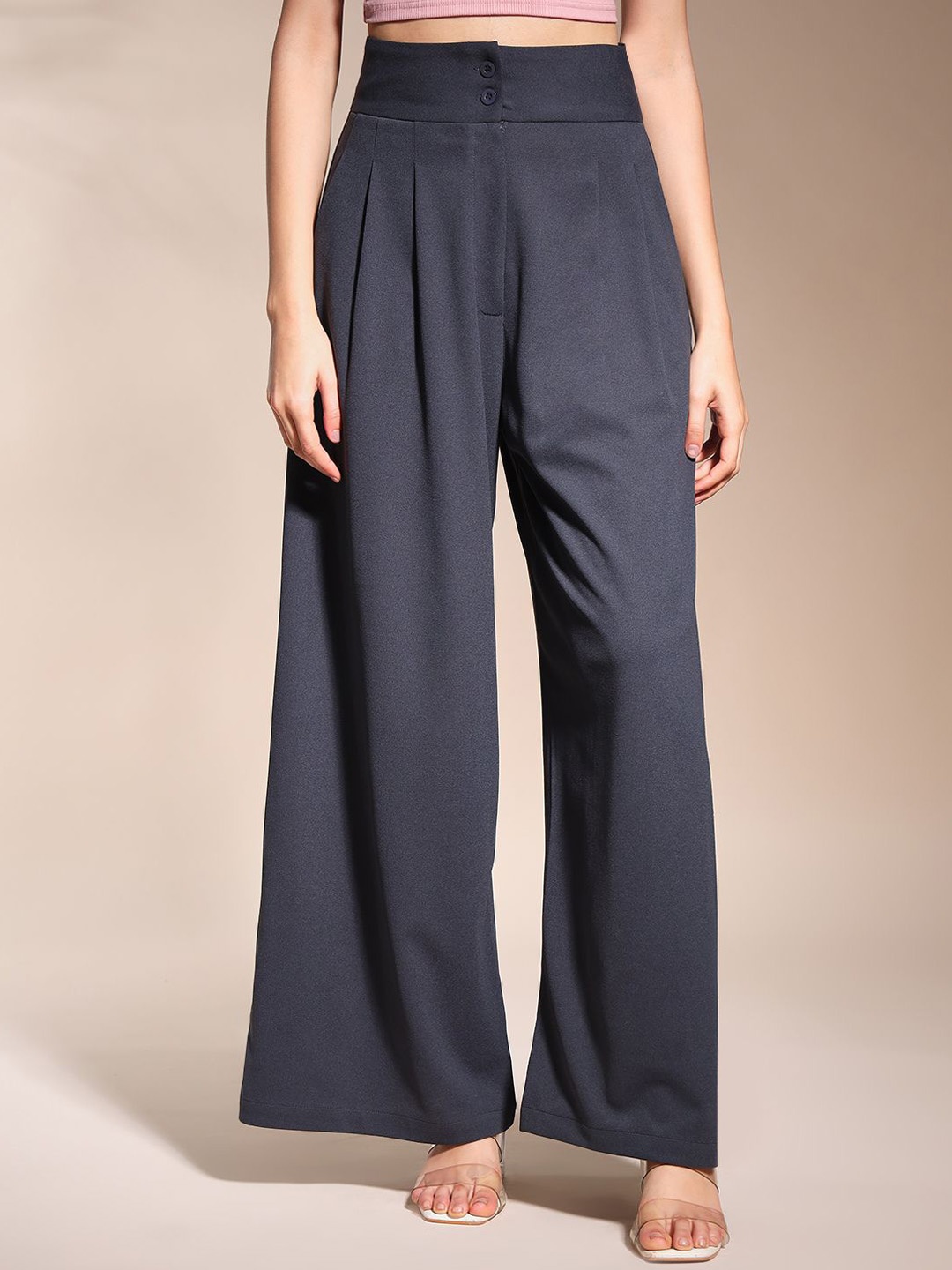 

Zastraa Women Relaxed Flared High-Rise Pleated Trousers, Charcoal