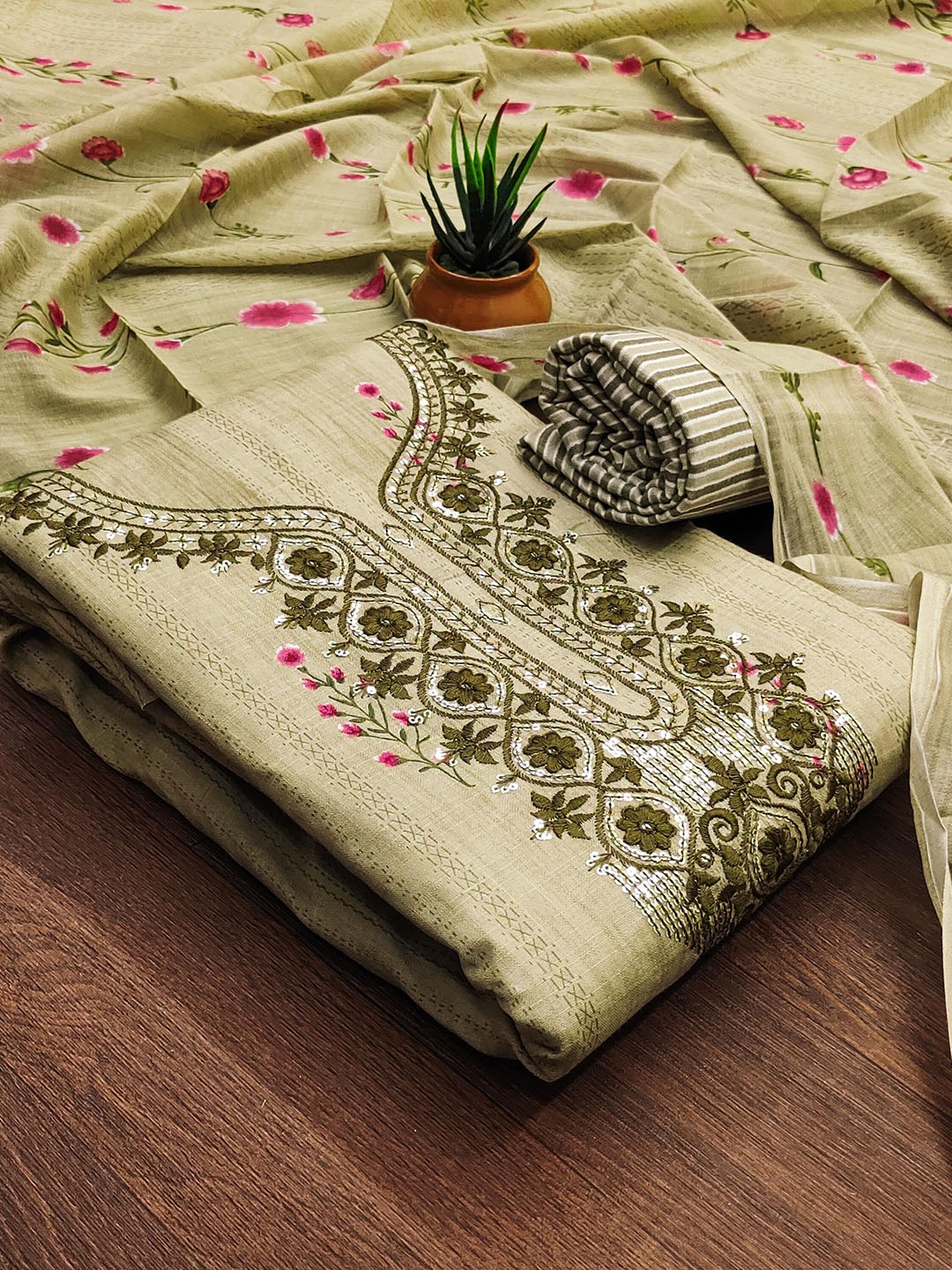 

SAINOOR Floral Embroidered Sequinned Pure Cotton Unstitched Dress Material, Beige