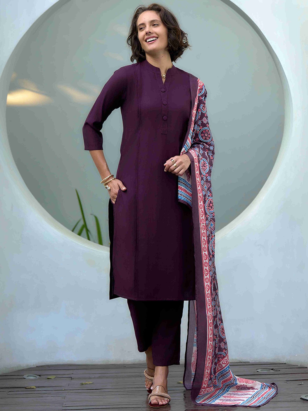 

MOJILAA Women Regular Kurta with Trousers & With Dupatta, Purple