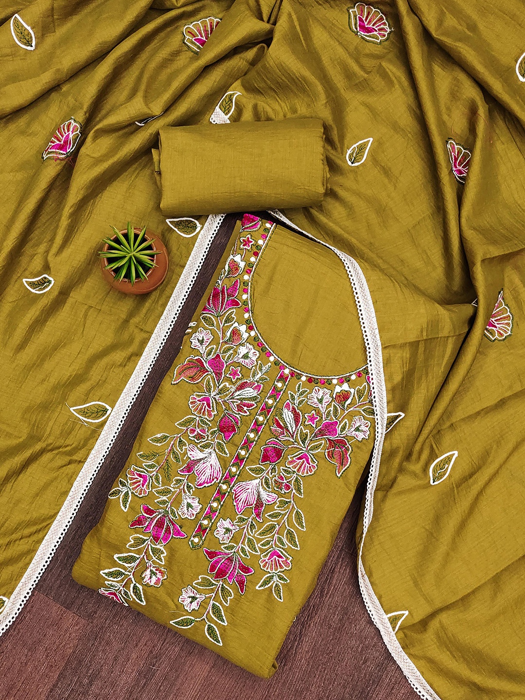 

SAINOOR Floral Embroidered Pure Cotton Semi-Stitched Dress Material, Yellow