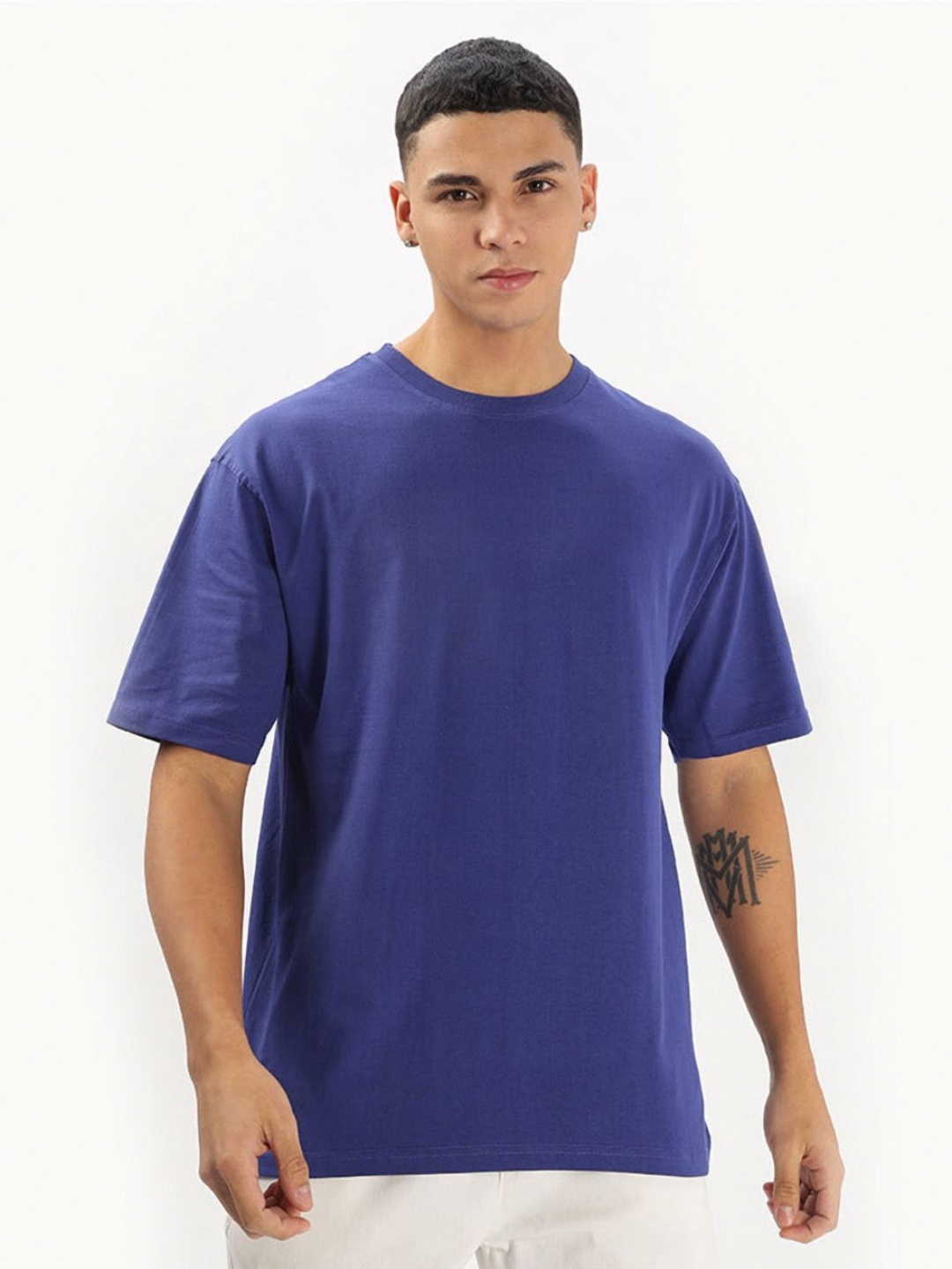 

BDSQUARE Men Drop-Shoulder Sleeves Applique T-shirt, Blue