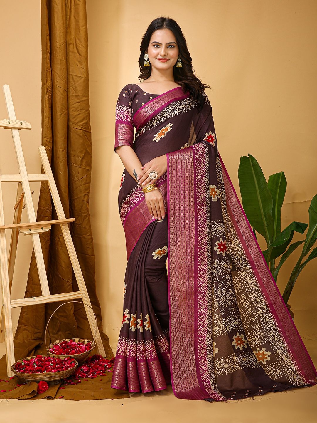 

DIVASTRI Floral Zari Saree, Purple