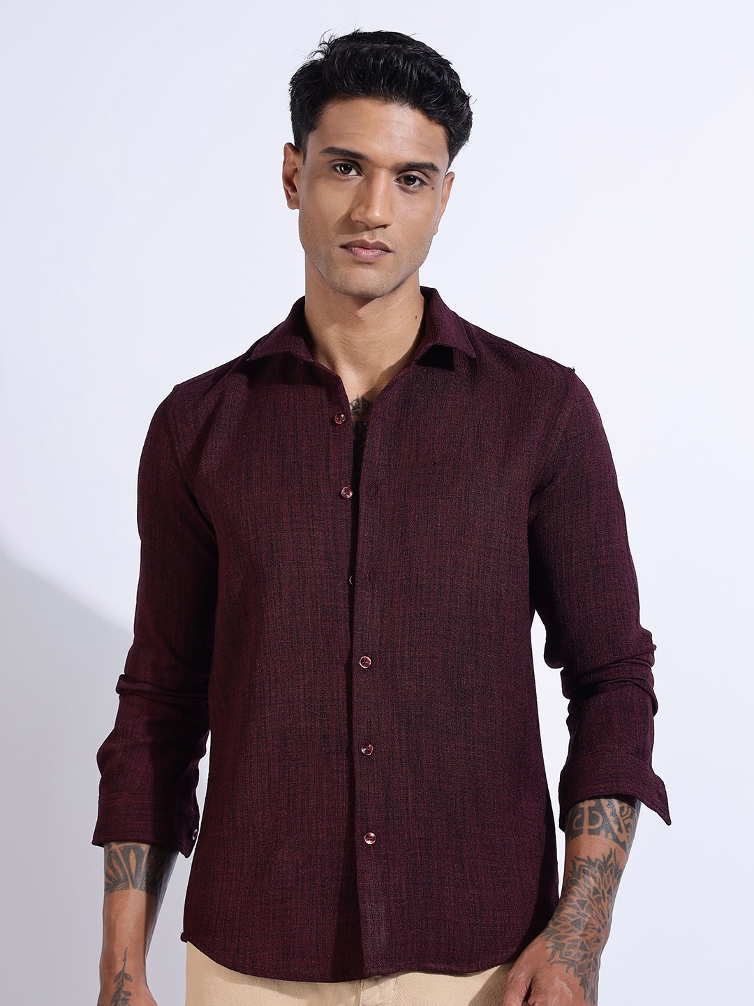 

THE BEETEL HOUSE Men Air Like Linen Vintage Regular Slim Fit Casual Shirt, Maroon