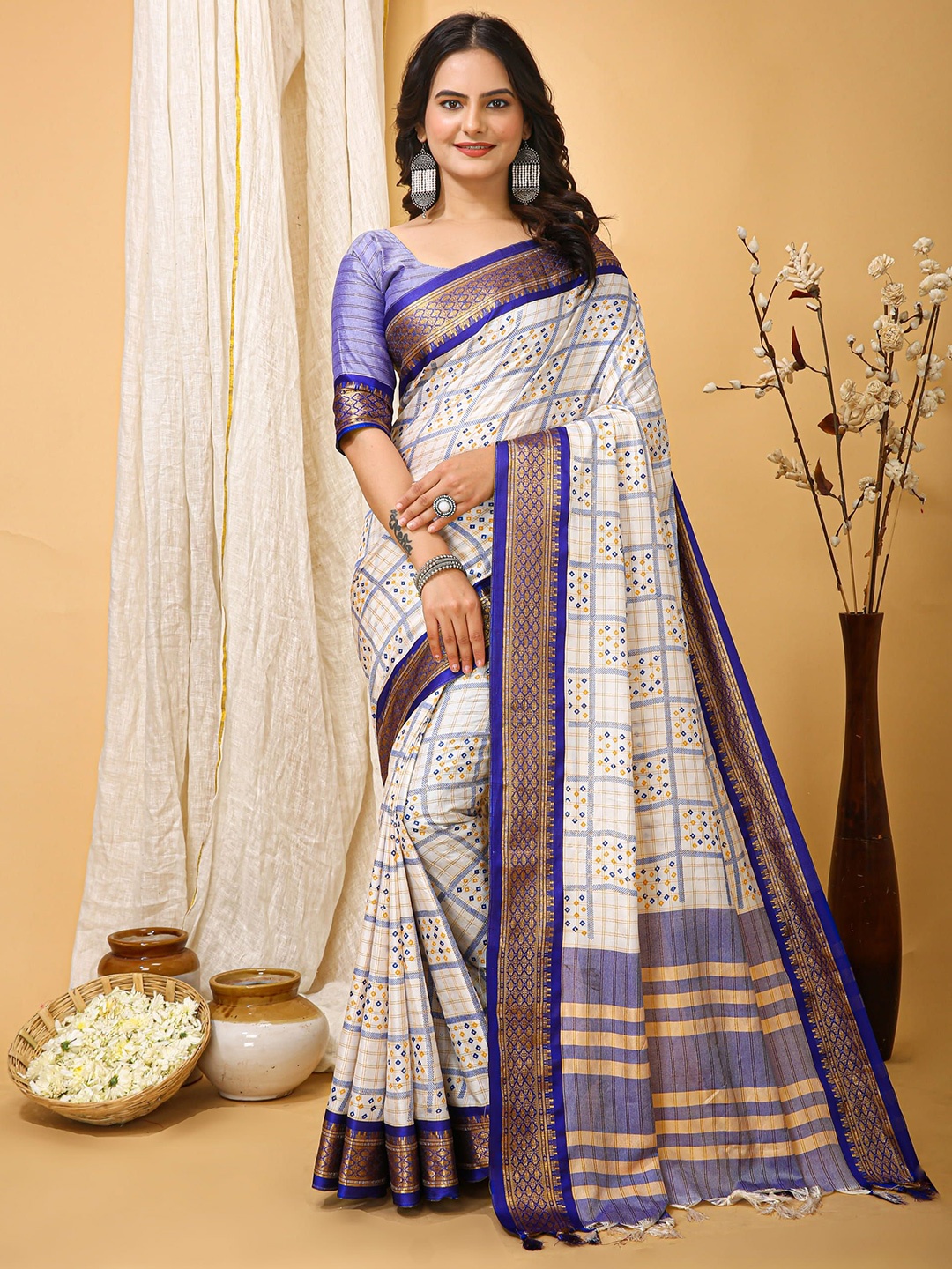 

V3 FASHION STUDIO Ethnic Motifs Zari Art Silk Saree, Blue