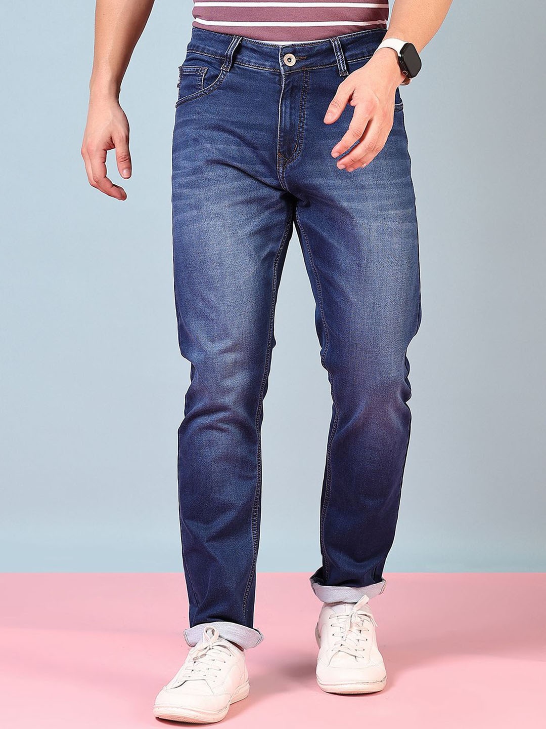 

V-Mart Men Light Fade Jeans, Blue