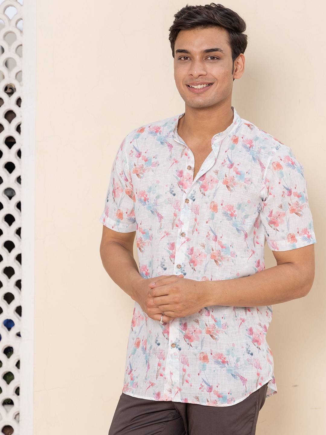 

Ethnic India Floral Printed Mandarin Collar Straight Kurta, Pink