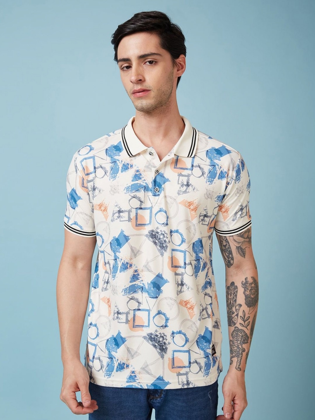 

Status Quo Men Geometric Printed Polo Collar Regular Fit T-shirt, White