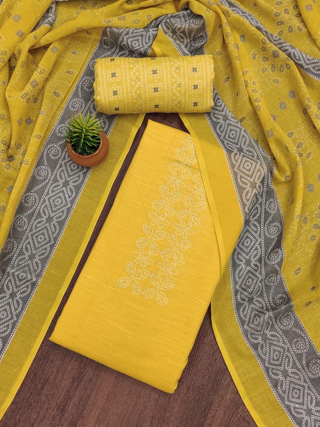 

Rangtulika Ethnics Printed Unstitched Dress Material, Yellow