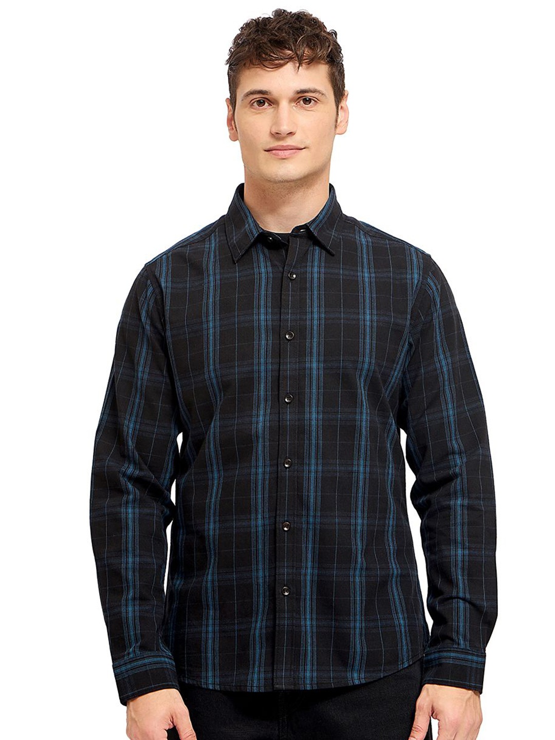 

Mast & Harbour Men Comfort Opaque Checked Casual Shirt, Black